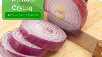 Best tip ever how to cut an onion without crying