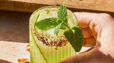 Refreshing cucumber drink