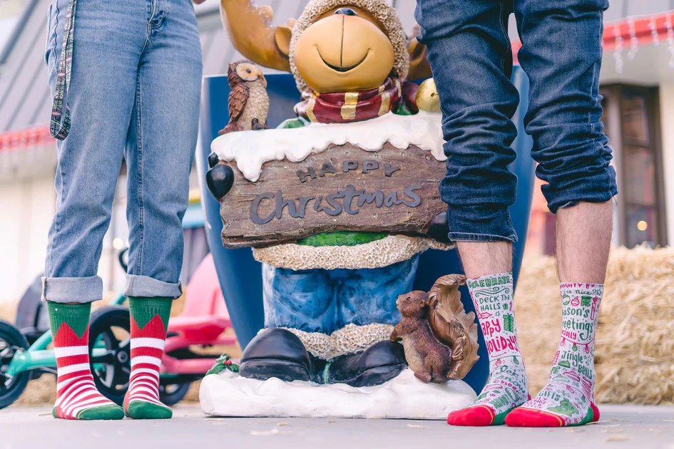 8 neighbor christmas gift idea therepy sacs