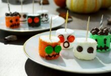 Scaring up monster mallows for your next halloween party