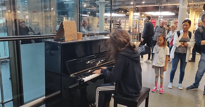 Piano playing homeless man