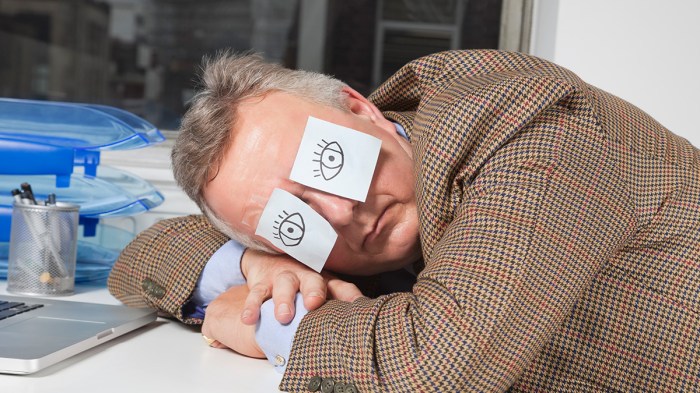 How to nap at work and not get caught