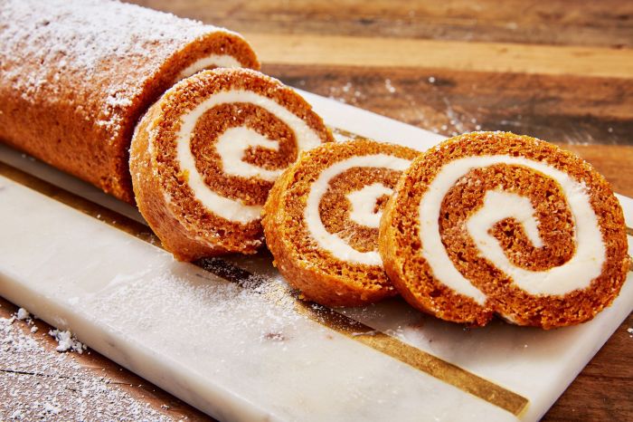 The best pumpkin roll recipe ever