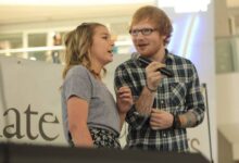 Ed sheeran surprises fan at the mall