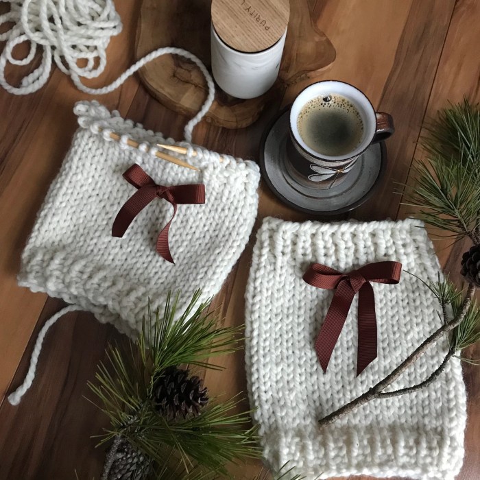 Diy 30 minute finger knit boot cuffs