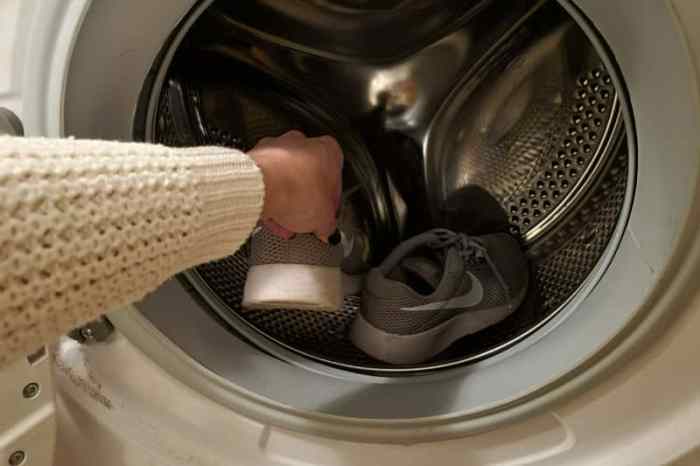 How to properly dry your shoes in the dryer