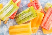 Fruit popsicles that are delicious and healthy